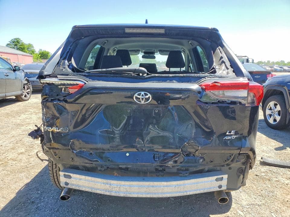 2022 TOYOTA RAV4 LE 6