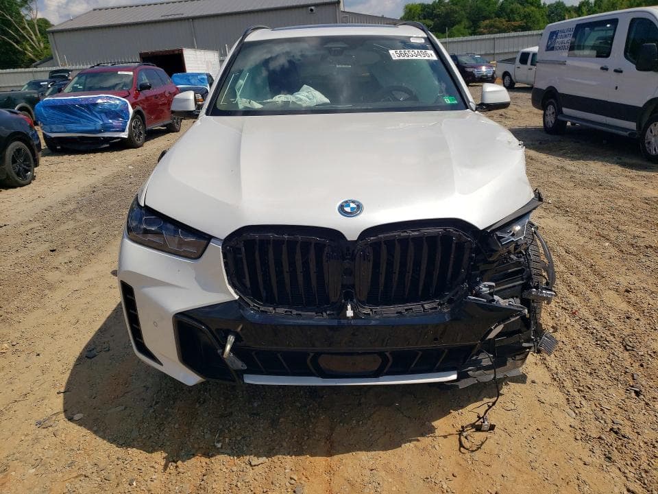 2026 BMW X5 XDRIVE50E 5
