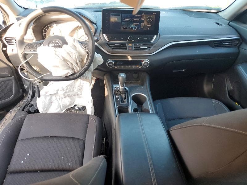 2025 NISSAN ALTIMA SV 8