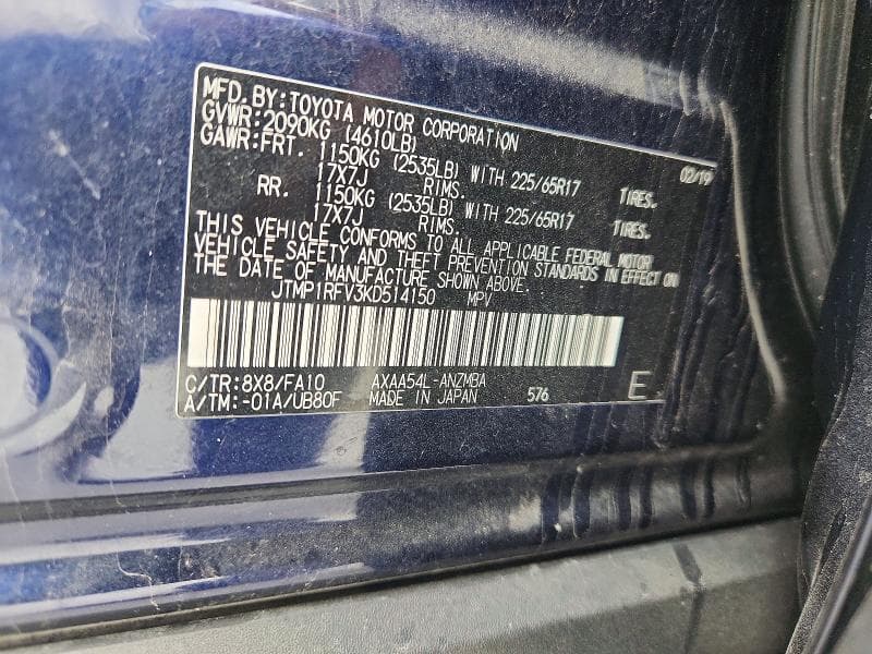 2019 TOYOTA RAV4 XLE 13