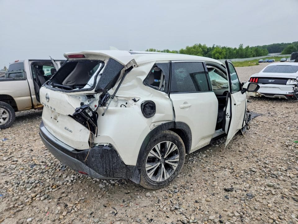 2021 NISSAN ROGUE SV 3
