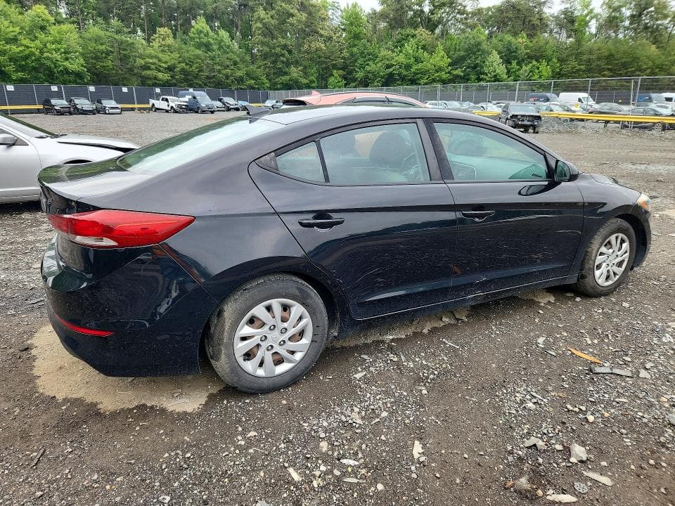 2017 HYUNDAI ELANTRA SE 3