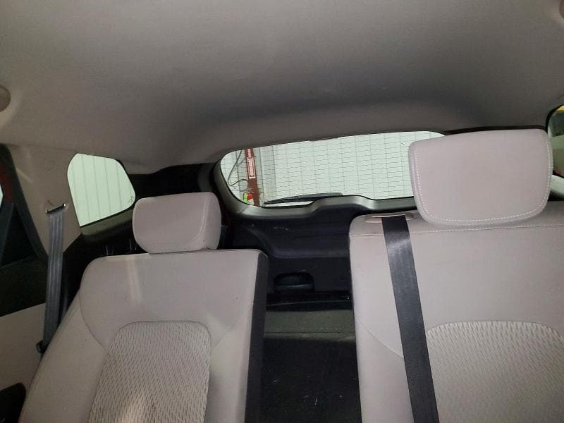 2018 HYUNDAI SANTA FE SE 10