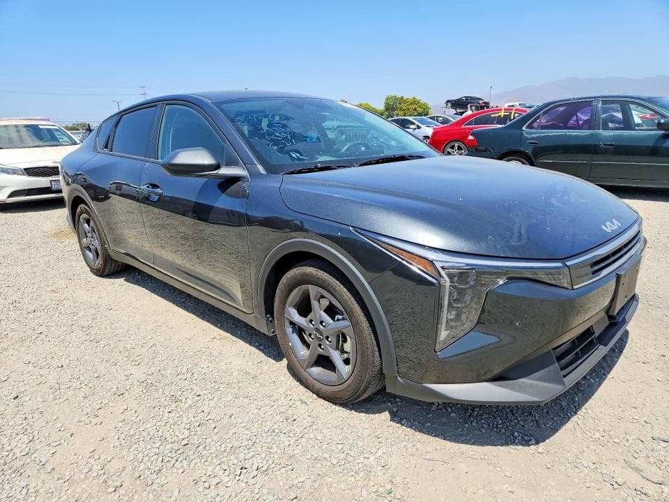 2025 KIA K4 LXS 4