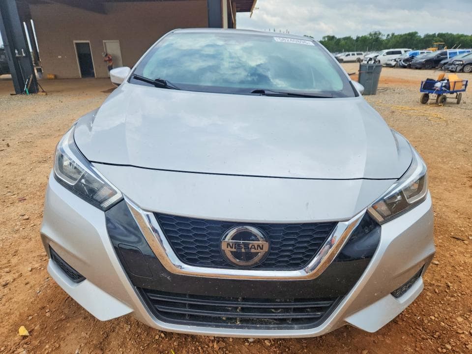 2021 NISSAN VERSA SV 5