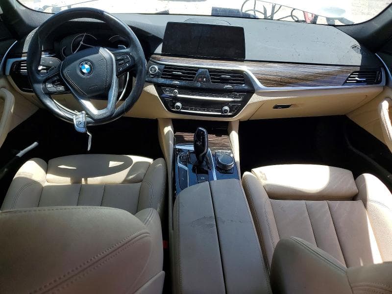 2019 BMW 530 I 8