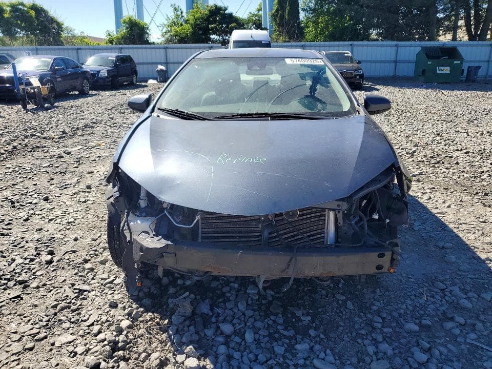 2017 TOYOTA COROLLA LE 5