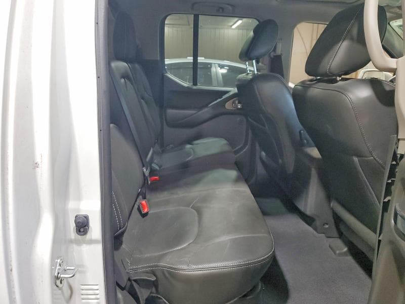 2021 NISSAN FRONTIER PRO-4X 10