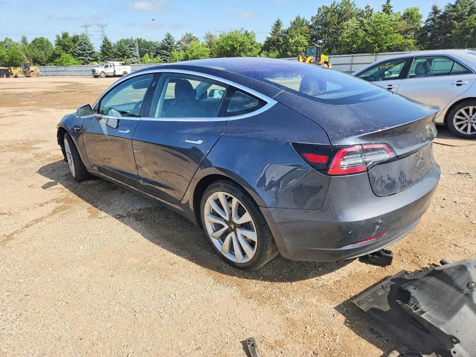 2018 TESLA MODEL 3 2