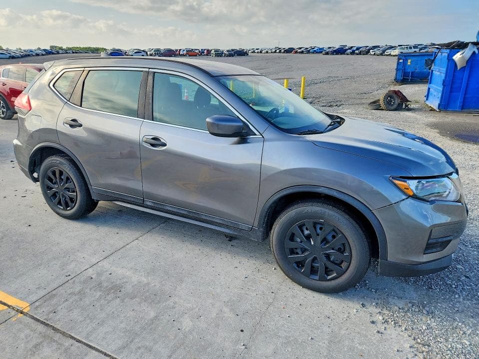 2018 NISSAN ROGUE S 4