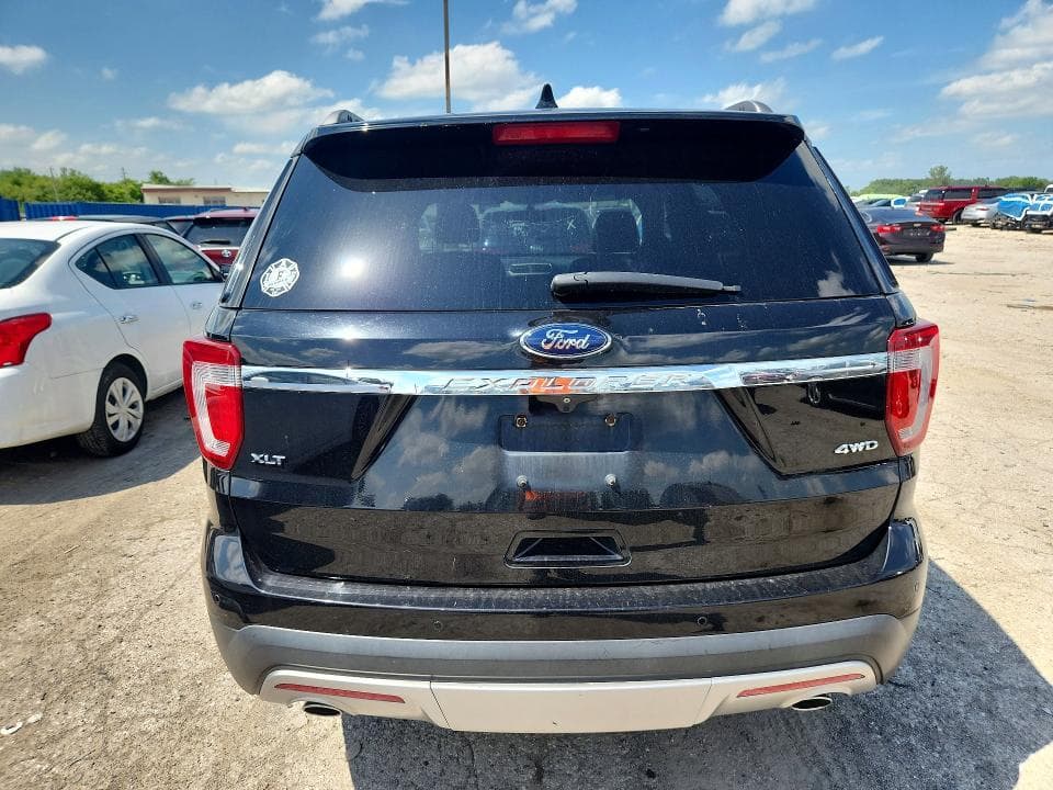 2017 FORD EXPLORER XLT 6