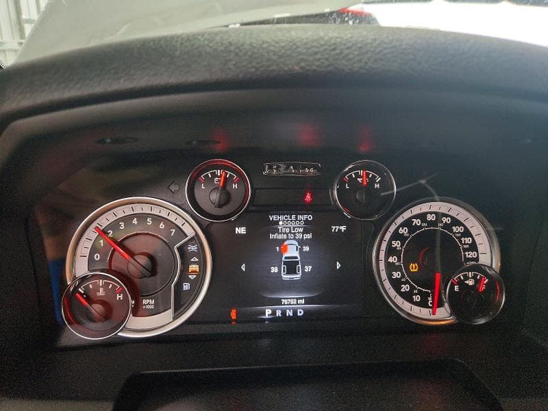 2022 RAM 1500 CLASSIC SLT 9