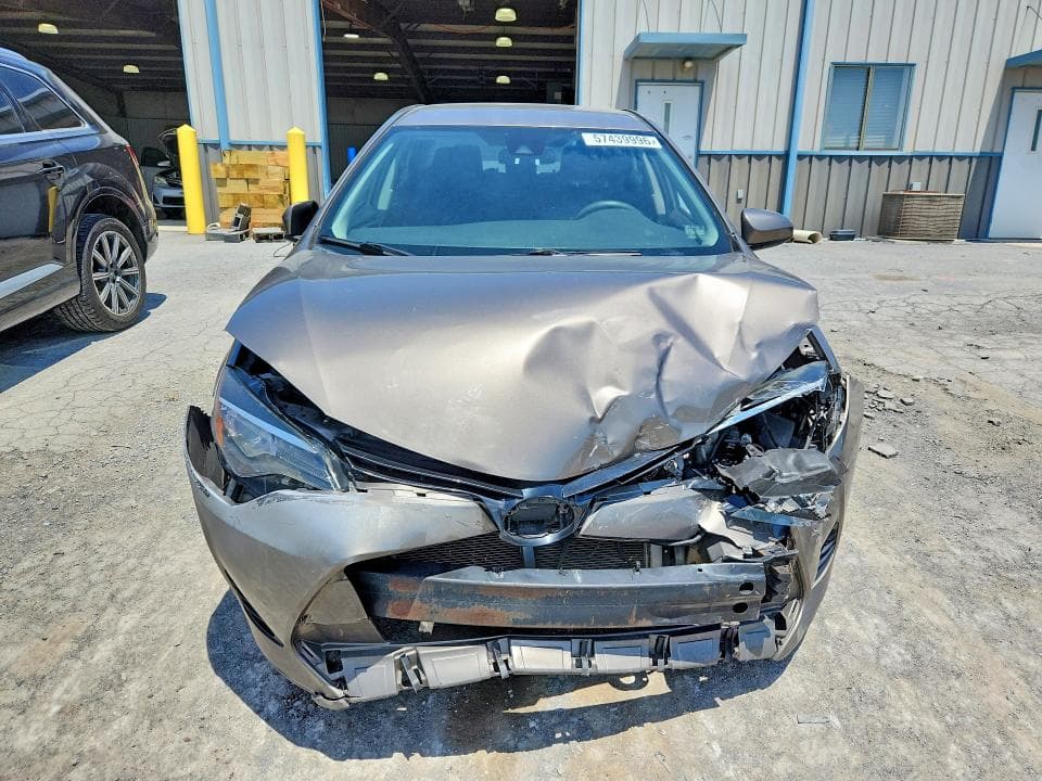 2017 TOYOTA COROLLA LE 5