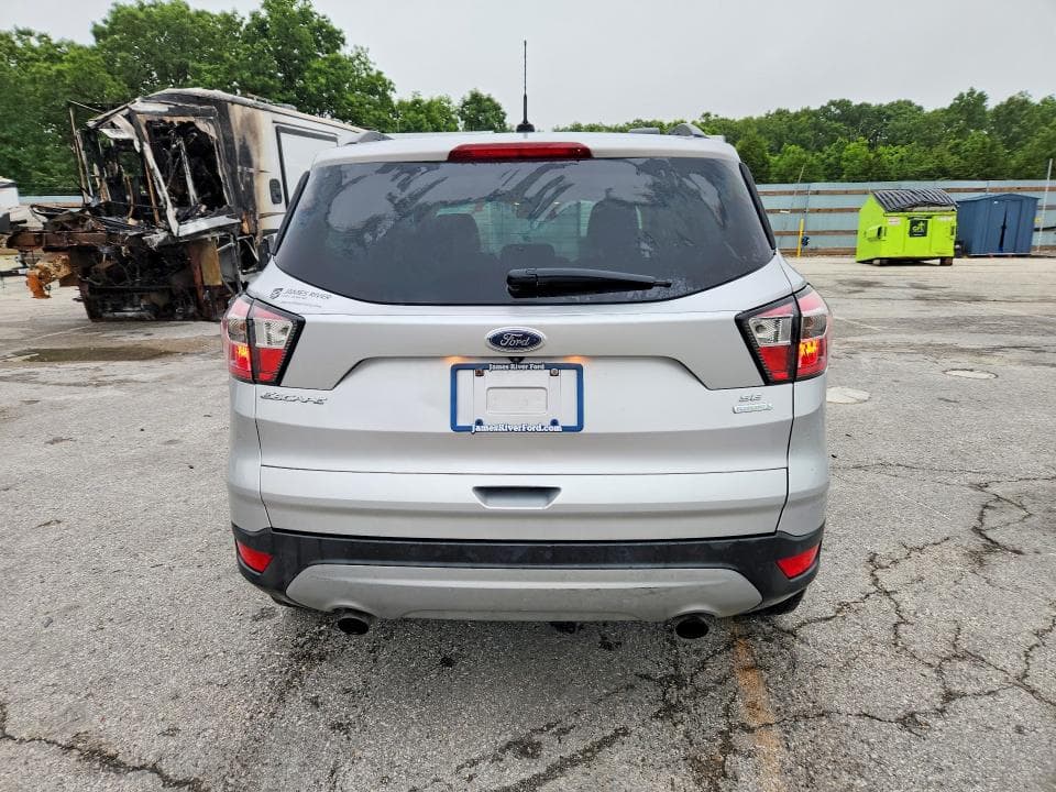 2017 FORD ESCAPE SE 6