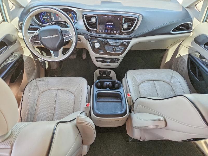 2017 CHRYSLER PACIFICA EHYBRID PLATINUM 8