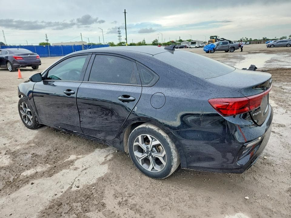 2020 KIA FORTE LXS 2