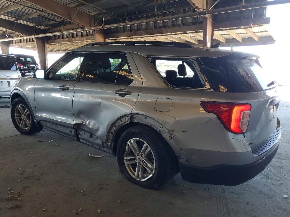 2023 FORD EXPLORER XLT 2