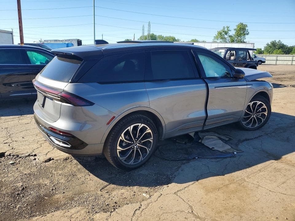 2025 LINCOLN NAUTILUS RESERVE 3