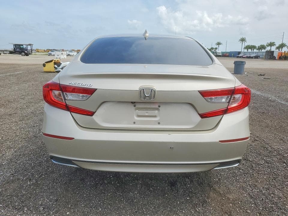 2018 HONDA ACCORD LX 6