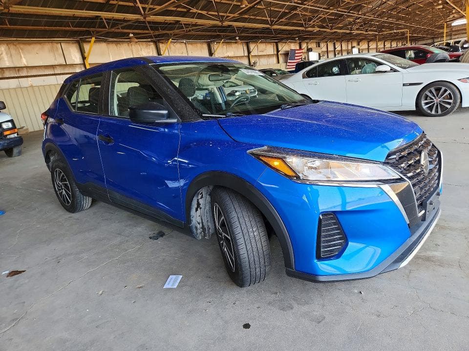 2021 NISSAN KICKS S 4