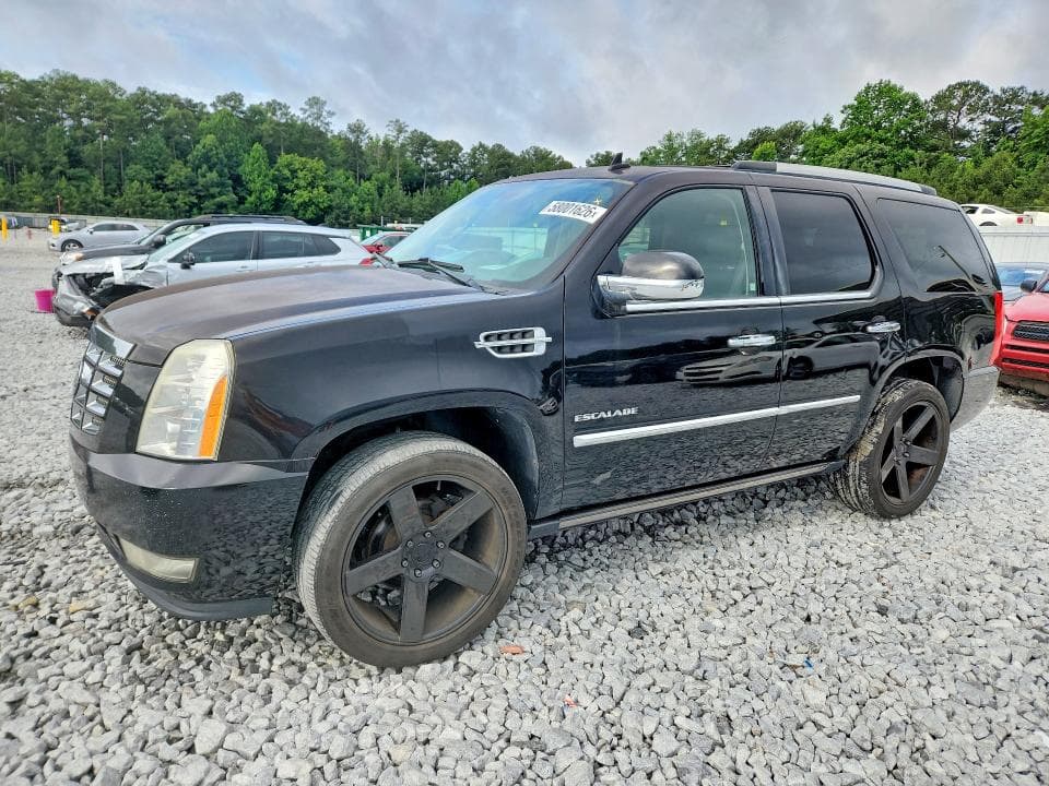 2012 CADILLAC ESCALADE LUXURY - 1