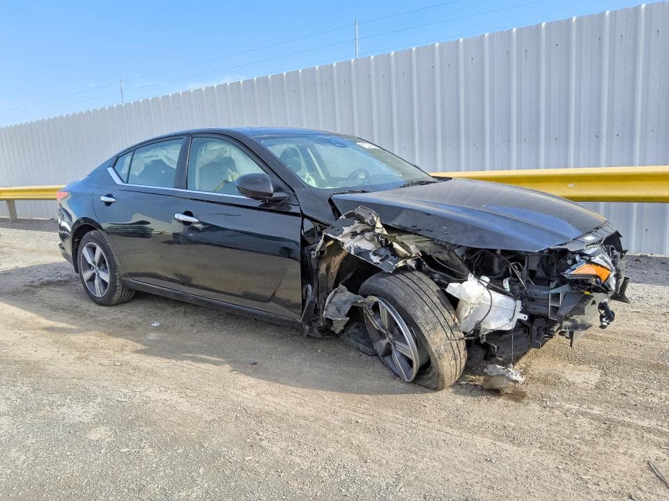 2021 NISSAN ALTIMA SV 4