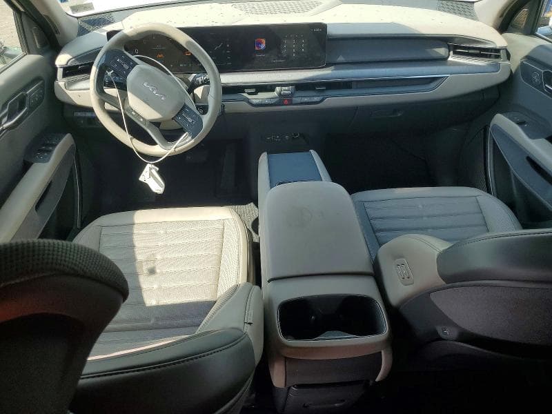 2024 KIA EV9 LAND 8