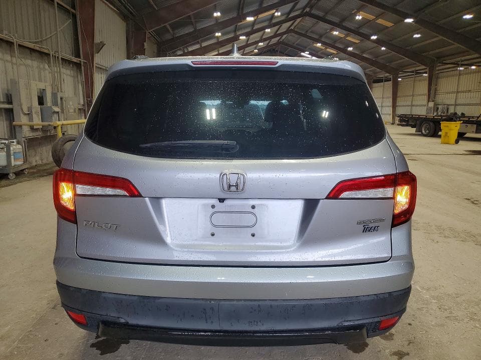 2021 HONDA PILOT SE 6