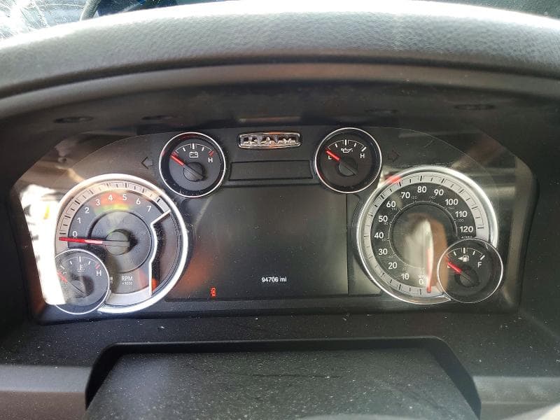 2023 RAM 1500 CLASSIC SLT 9