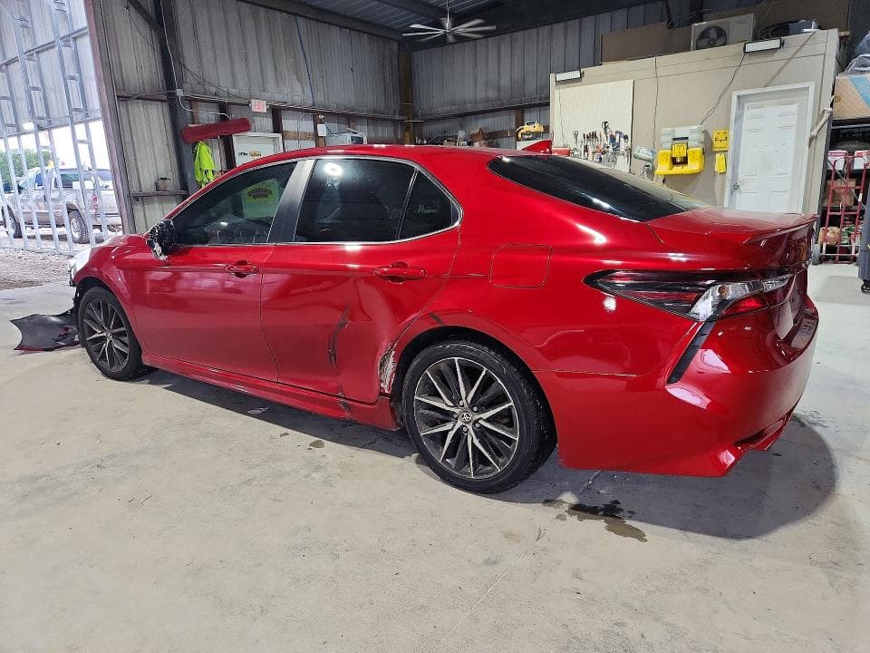 2022 TOYOTA CAMRY SE 2