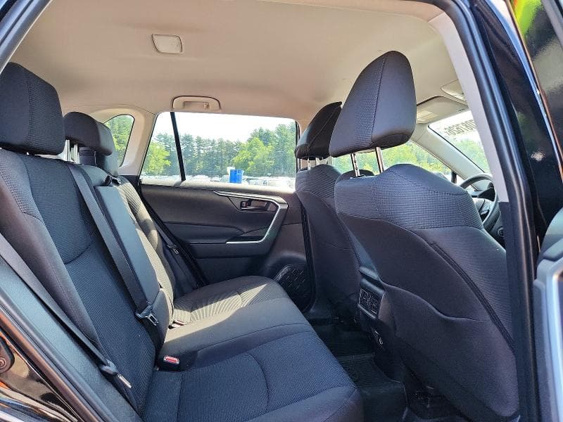2025 TOYOTA RAV4 LE 11