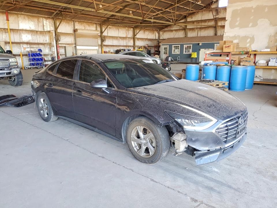 2021 HYUNDAI SONATA SE 4