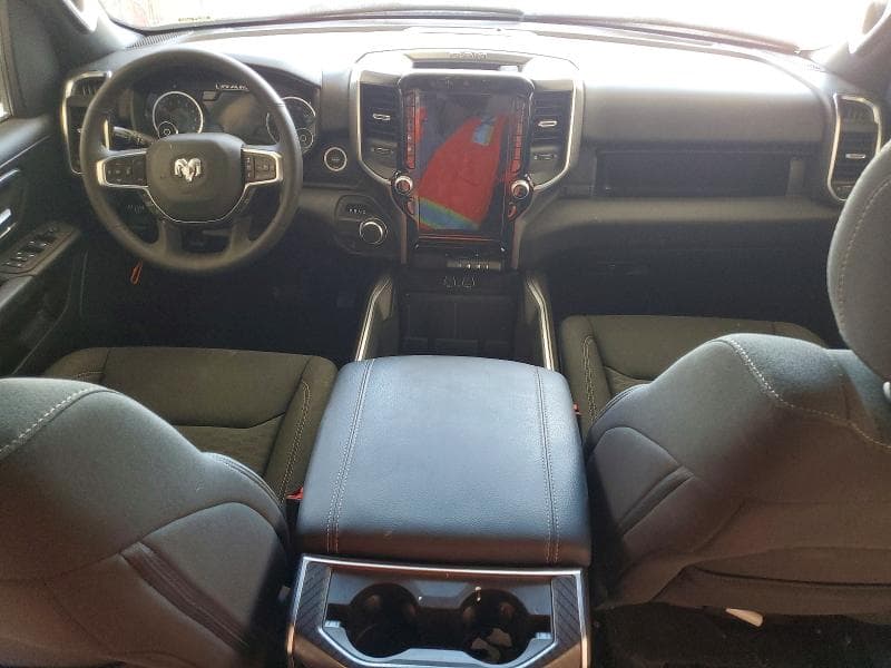 2025 RAM 1500 BIG HORN 8