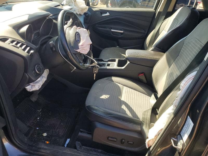 2017 FORD ESCAPE SE 7