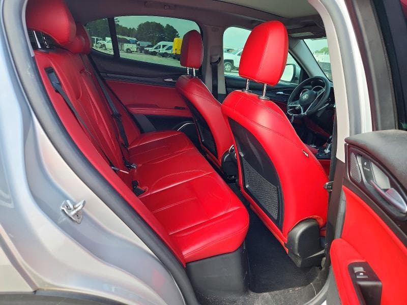 2018 ALFA ROMEO STELVIO 11