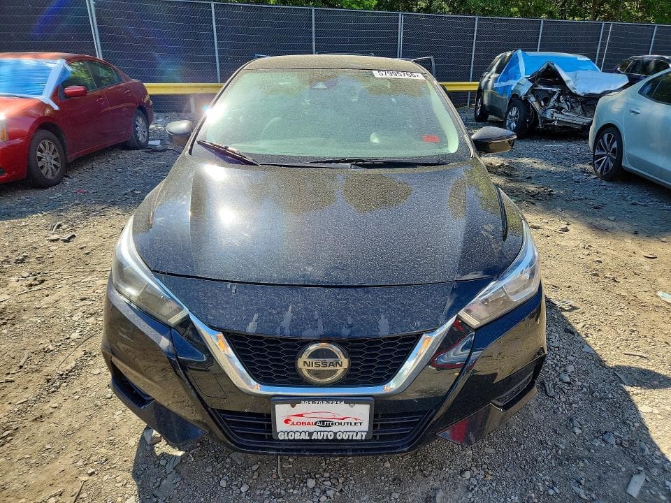 2020 NISSAN VERSA SV 5