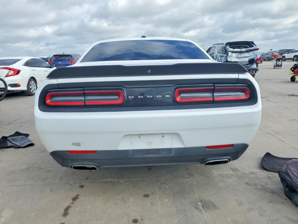 2018 DODGE CHALLENGER SXT 6