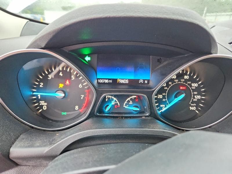 2017 FORD ESCAPE SE 9