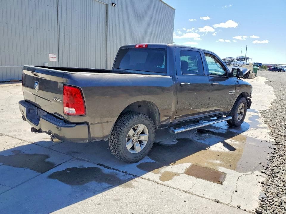 2017 RAM 1500 ST 3