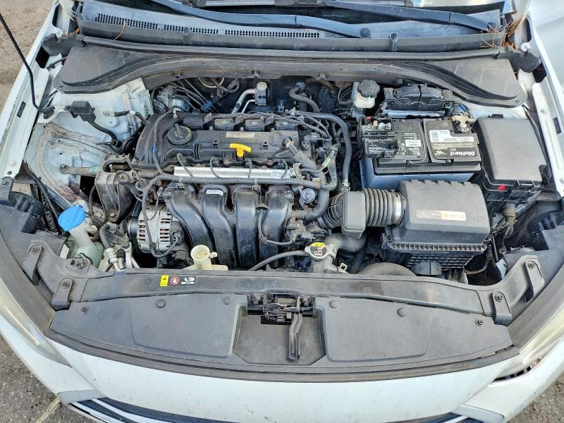 2018 HYUNDAI ELANTRA SEL 11