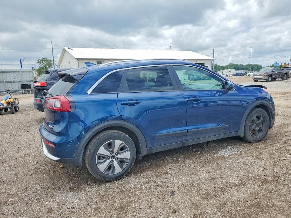 2017 KIA NIRO LX 3
