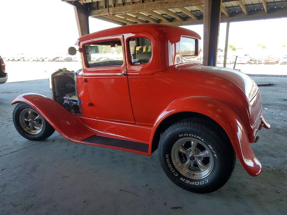 1931 FORD MODEL A DELUXE 2