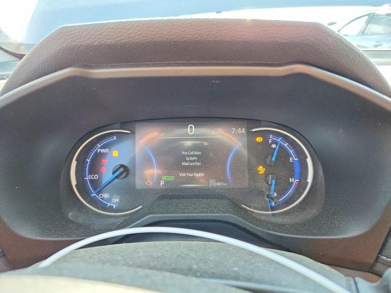 2023 TOYOTA RAV4 HYBRID XLE 9