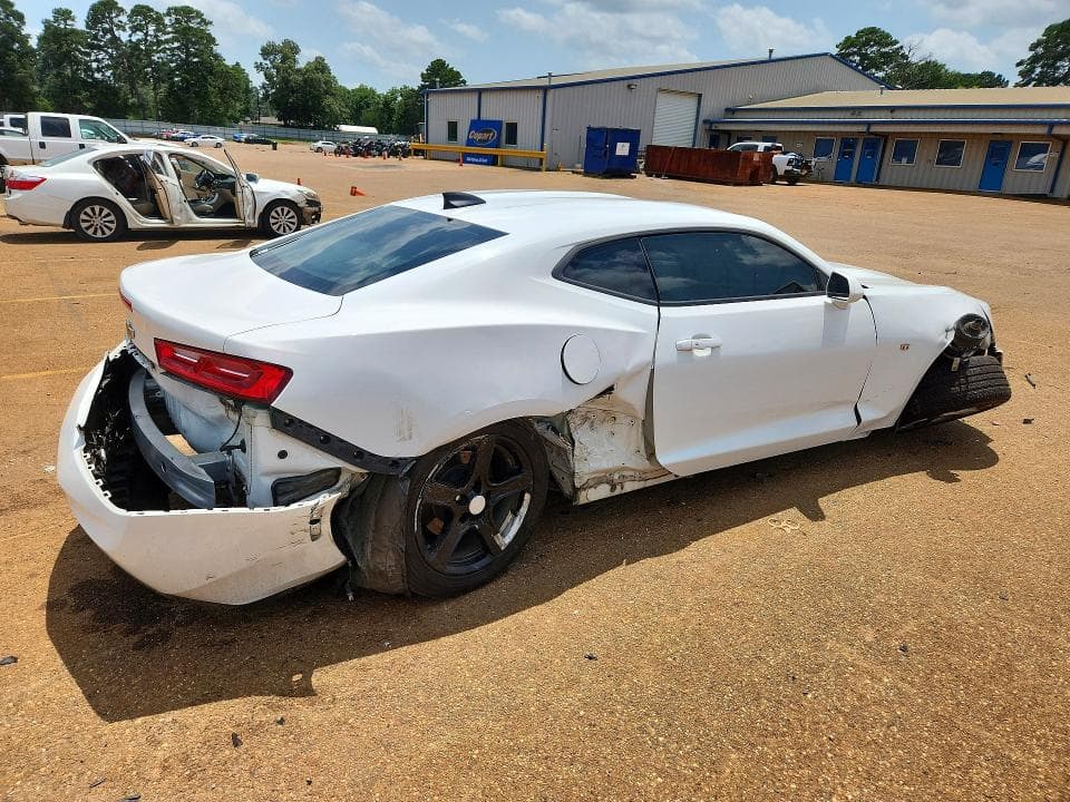 2017 CHEVROLET CAMARO LT 3