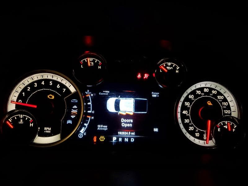 2018 RAM 1500 SPORT 9