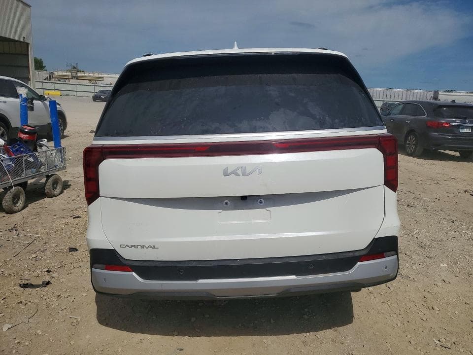 2026 KIA CARNIVAL EX 6