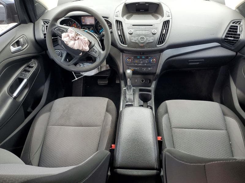 2017 FORD ESCAPE SE 8