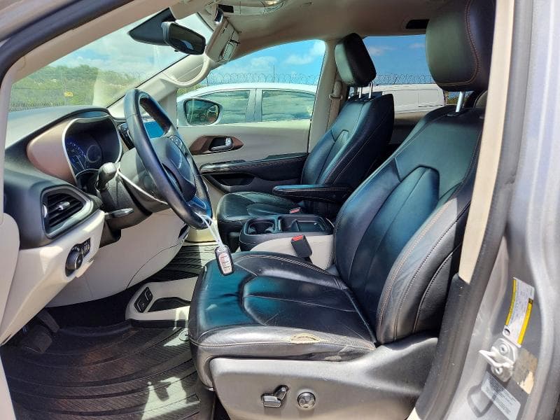2017 CHRYSLER PACIFICA 7