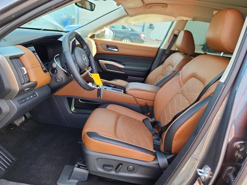 2025 NISSAN PATHFINDER PLATINUM 7