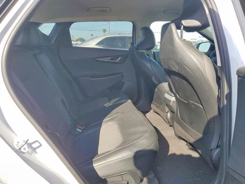 2025 KIA EV6 LIGHT LONG RANGE 11